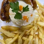 לינה וארוחת בוקר Ribeira House מירנדלה