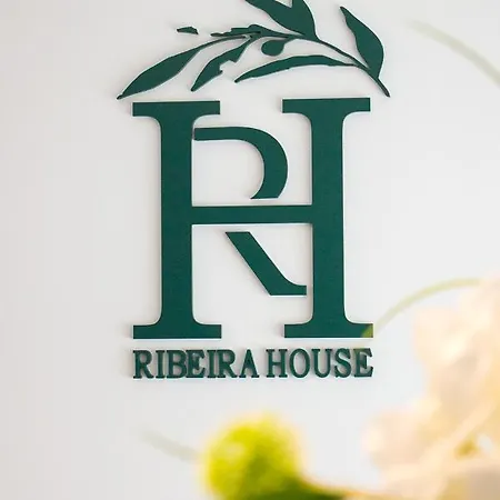 Alojamento de Acomodação e Pequeno-almoço Ribeira House Mirandela