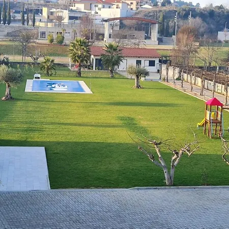 Ribeira House Bed and Breakfast 4*