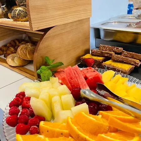 Ribeira House Bed and Breakfast