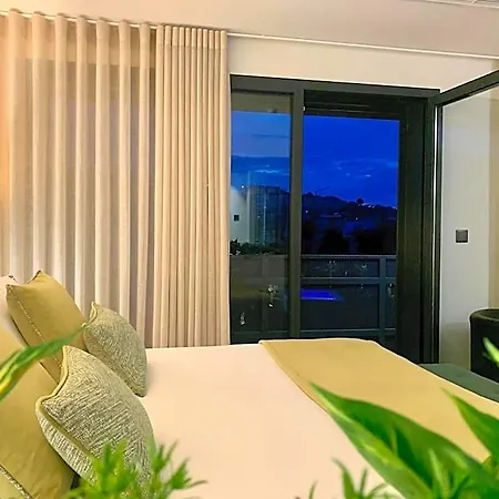Ribeira House Alojamento de Acomodação e Pequeno-almoço 4*