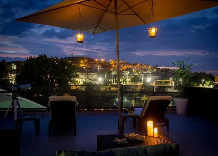 Alojamento de Acomodação e Pequeno-almoço Ribeira House Mirandela