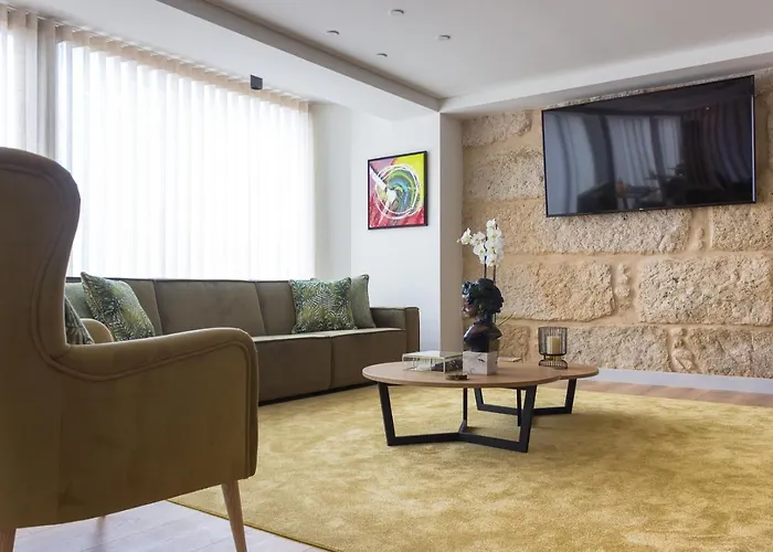 Alojamento de Acomodação e Pequeno-almoço Ribeira House Mirandela